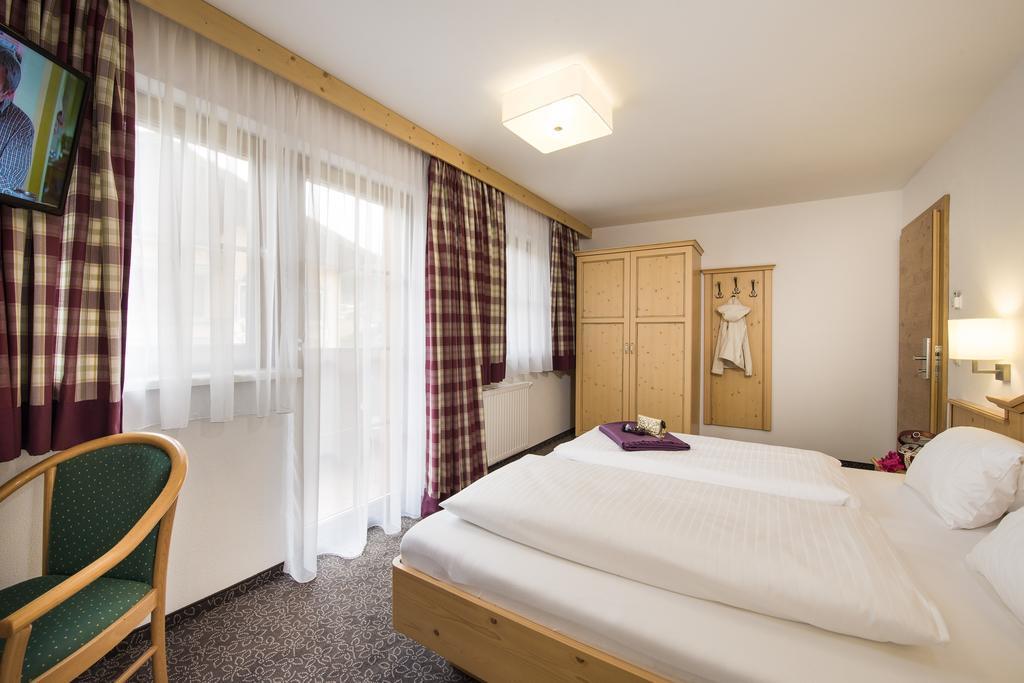 Hotel Salzburgerhof Flachau Phòng bức ảnh